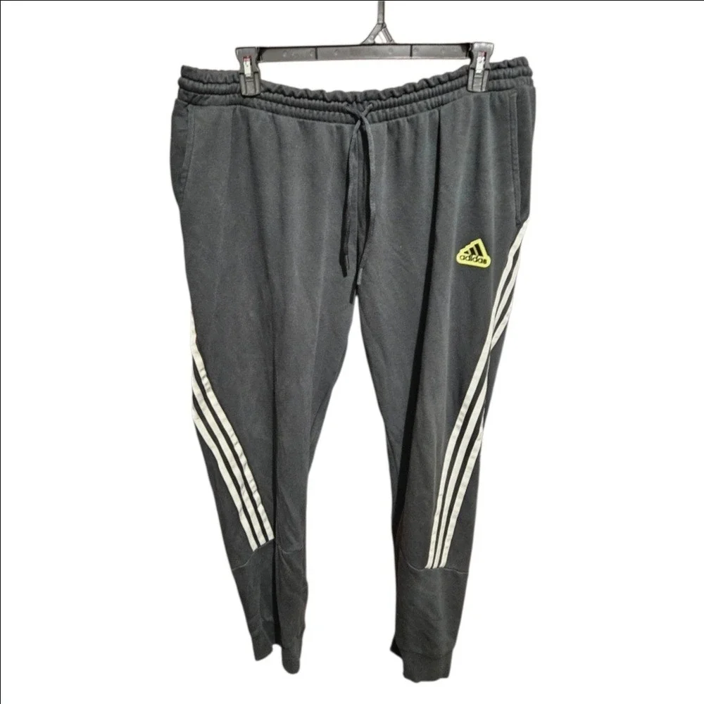 adidas or waistband